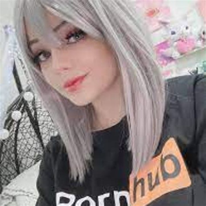 Lil Bean (Cosplayer) - Age, Birthday, Bio, Facts, Family, Net Worth, Height & More