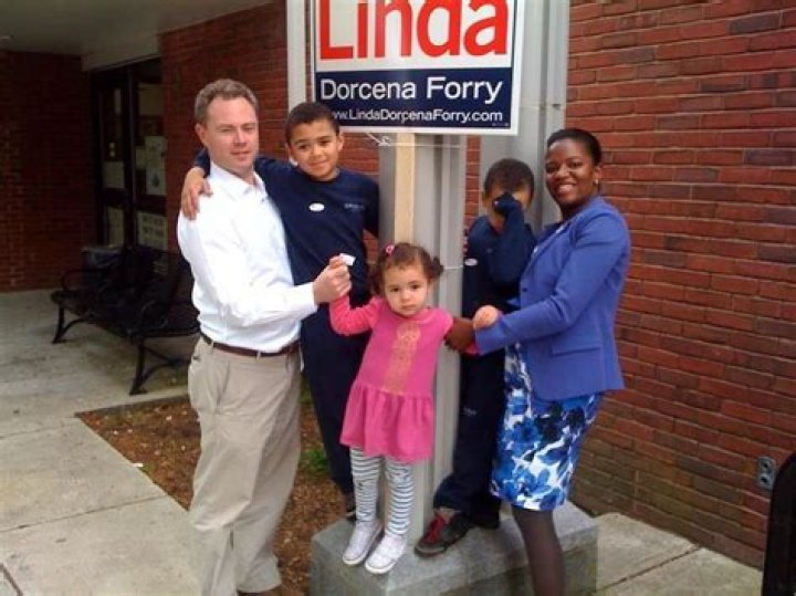 Linda Dorcena Forry Biography, Age, Height, Husband, Net Worth, Family