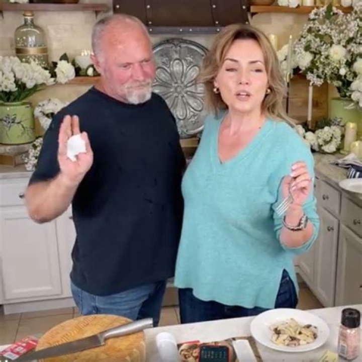 Lisa Fischer Husband: Is Lisa Fischer Married?