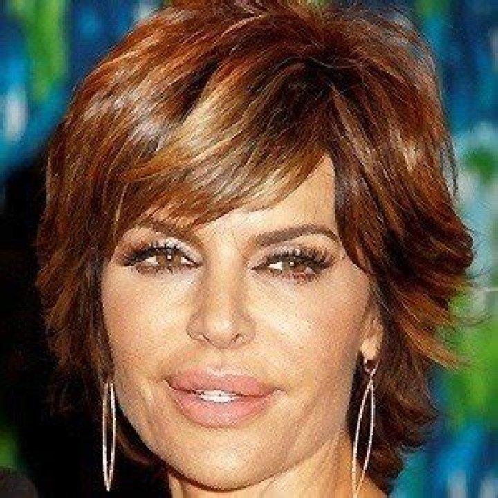 Lisa Rinna (Soap Opera Actress) - Age, Birthday, Bio, Facts, Family, Net Worth, Height & More