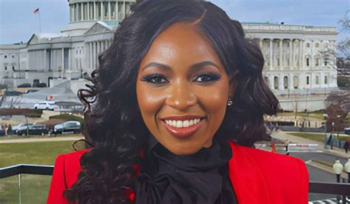 Louise Scruggs Biography, Age, Height, Husband, Net Worth, Family