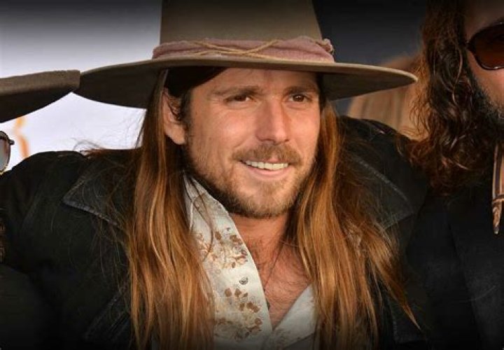 Lukas Nelson (Rock Singer) - Age, Birthday, Bio, Facts, Family, Net Worth, Height & More