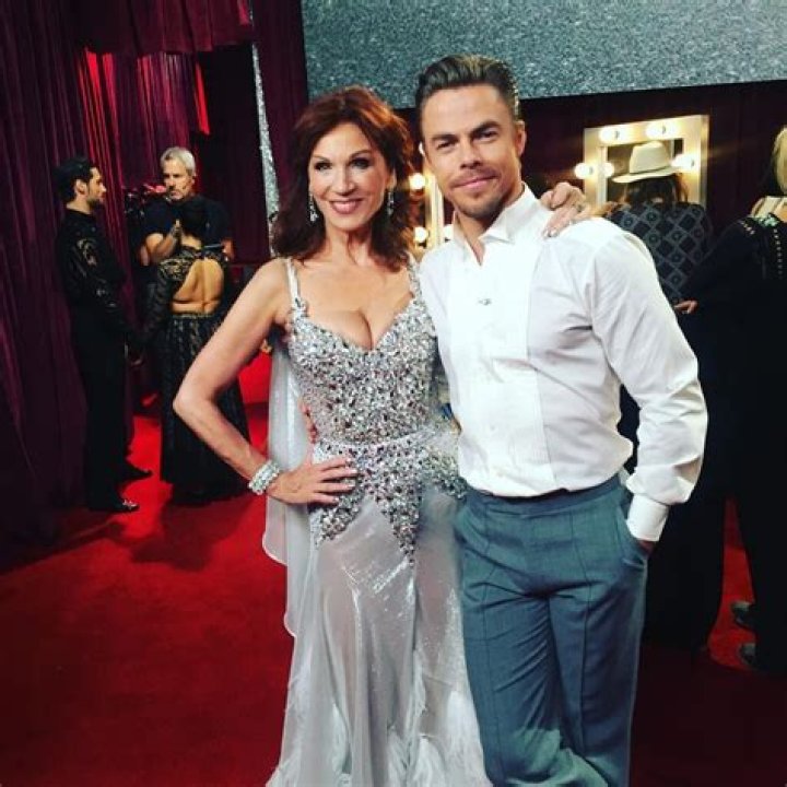 Marilu Henner Biography, Age, Height, Husband, Net Worth, Family