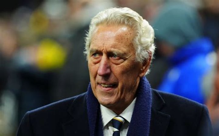 Martin Chivers (Soccer Player) - Age, Birthday, Bio, Facts, Family, Net Worth, Height & More