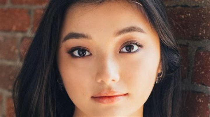Michelle Mao (TV Actress) - Age, Birthday, Bio, Facts, Family, Net Worth, Height & More