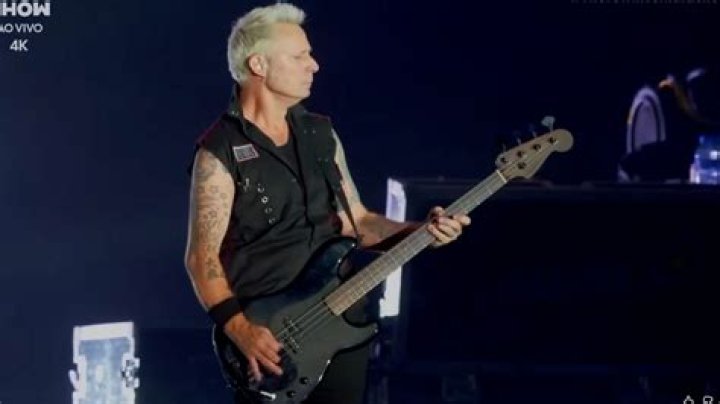 Mike Dirnt’s net worth, biography, fact, career, awards and life story