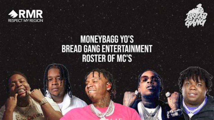 Moneybagg Yo Blesses Ja Morant With Extravagant "Bread Gang" Chain