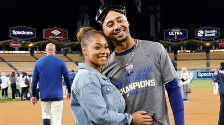 Mookie Betts Biography, Age, Height, Wife, Net Worth, Family