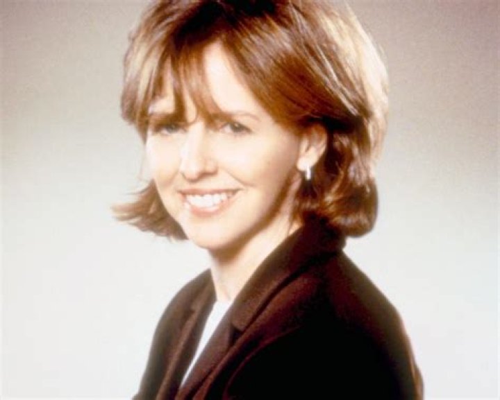 Nancy Meyers (Screenwriter) - Age, Birthday, Bio, Facts, Family, Net Worth, Height & More