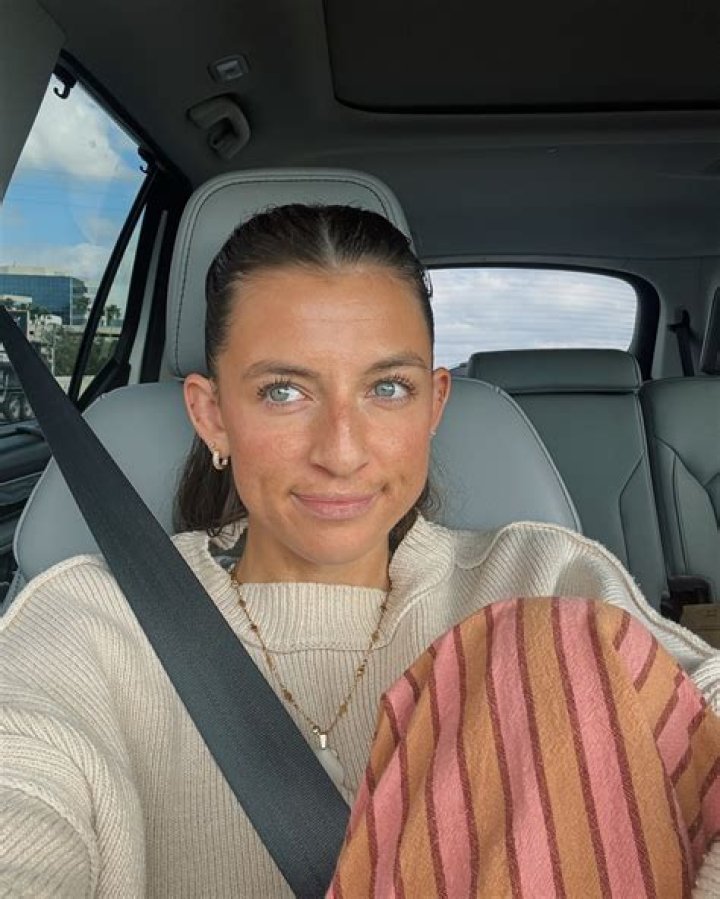 Natalie Zacek (Instagram Star) - Wiek, urodziny, bio, fakty, rodzina, wartość netto, wzrost i więcej