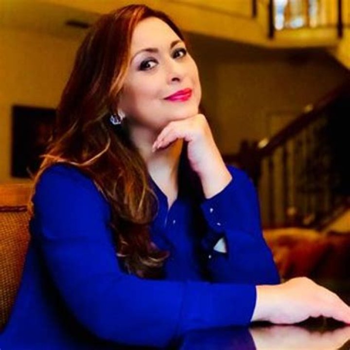 Neida Sandoval (Journalist) - Age, Birthday, Bio, Facts, Family, Net Worth, Height & More