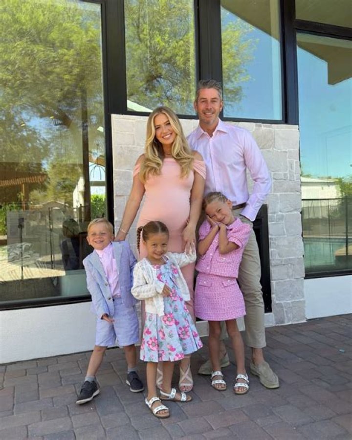 New ‘Bachelor’ Baby Alert! Lauren Burnham and Arie Luyendyk Jr. Welcome Sweet Baby Girl