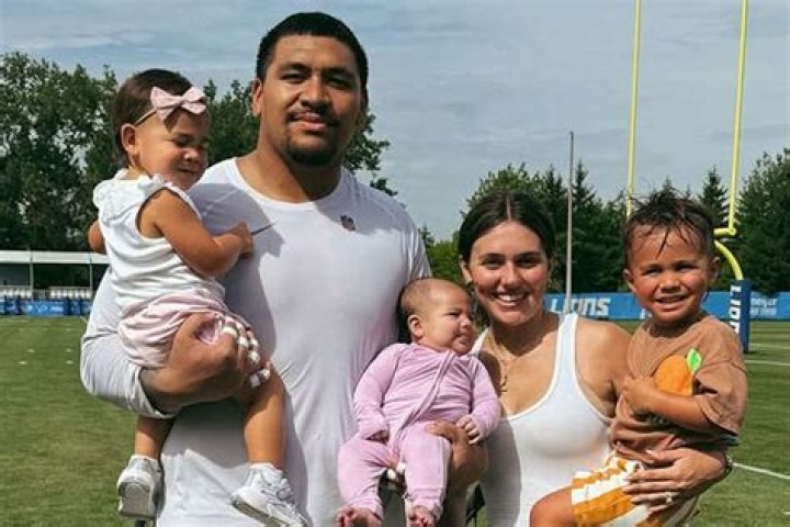 NFL: Who Is Penei Sewell Girlfriend? Everything On His Family And Net Worth
