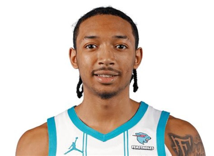 Nick Smith Jr. (Basketball Player) - Age, Birthday, Bio, Facts, Family, Net Worth, Height & More