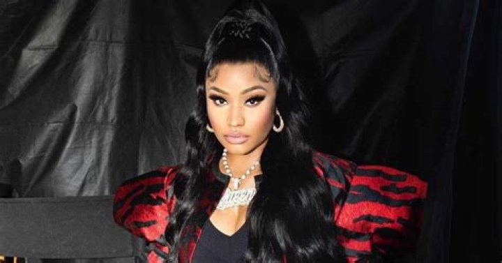 Nicki Minaj Issues High Stakes Challenge To Female Fans