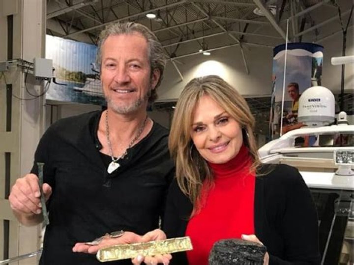 Nicole Randall Johnson Bio-Wiki, Age, Height, Family, Husband, MADtv, Darrell, Net Worth and Movies