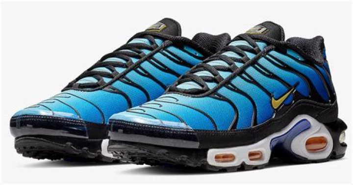 Nike Air Max Plus “Hyper Blue” Making A Return