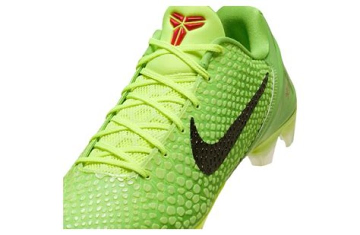 Nike Vapor Edge Kobe 6 “Grinch” Cleat Slated For This Holiday: First Look