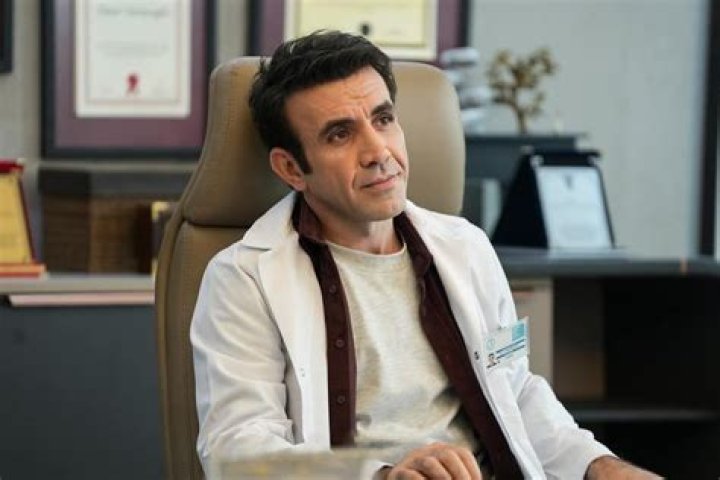 Ozlem Yilmaz (Actriz de Televisión) - Edad, cumpleaños, biografía, hechos, familia, patrimonio neto, altura y más