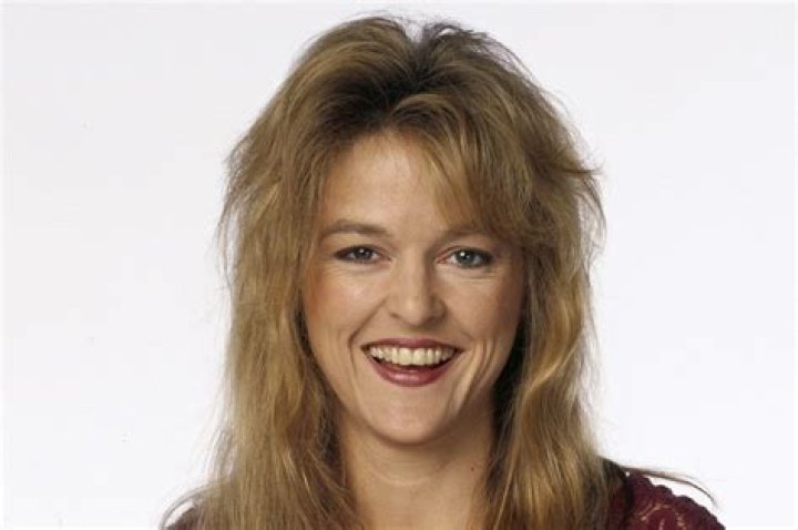 Park Overall (TV Actress) - Age, Birthday, Bio, Facts, Family, Net Worth, Height & More