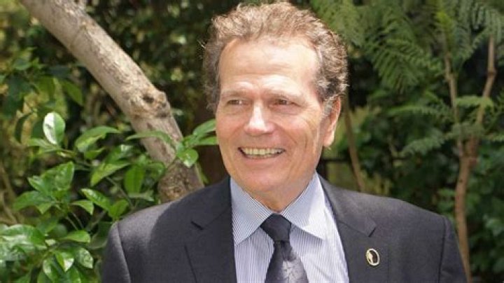 Patrick Wayne Bio, Wiki, Age, Height, Wife, Children, Movies and Net Worth