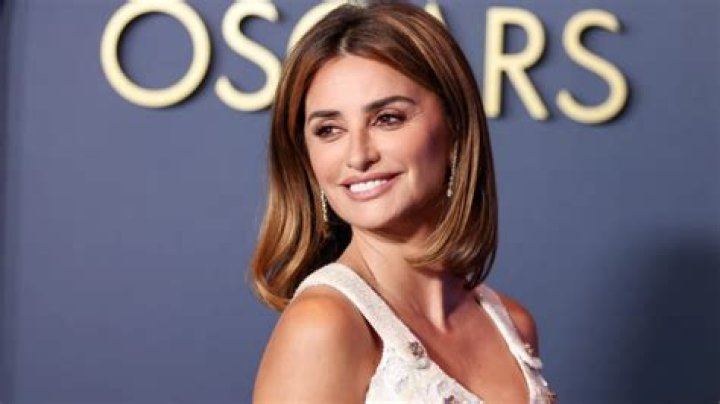 Penélope Cruz Biography, Age, Height, Husband, Net Worth, Family