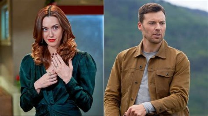 Peter Mooney (TV Actor) - Age, Birthday, Bio, Facts, Family, Net Worth, Height & More