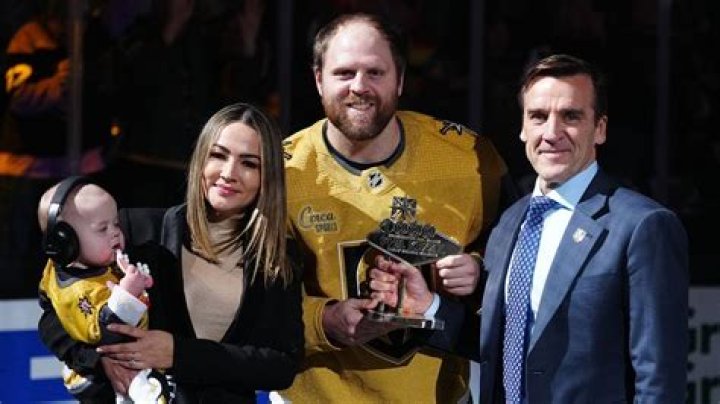 Phil Kessel Biography, Age, Height, Wife, Net Worth, Family