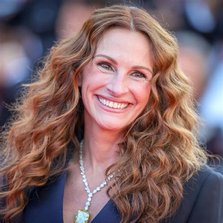 ¿Qué edad tiene Julia Roberts? – Celebrity.fm