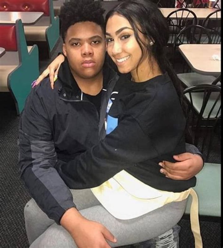 Queen Naija Biography, Age, Height, Husband, Net Worth, Family