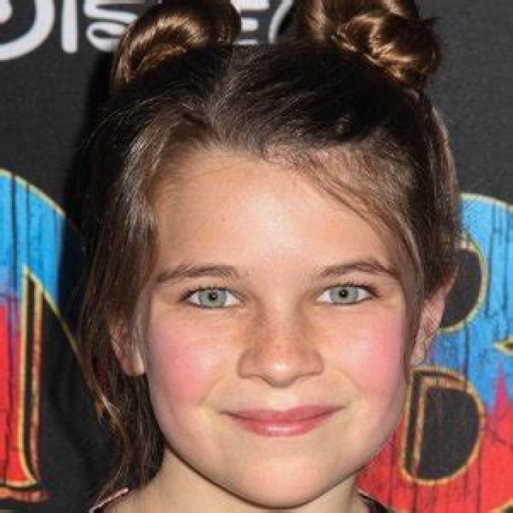 Raegan Revord (TV Actress) - Age, Birthday, Bio, Facts, Family, Net Worth, Height & More