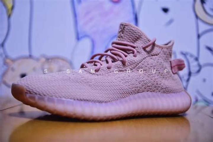 Rare Adidas Yeezy Boost 650 Sample Resurfaces: Detailed Photos