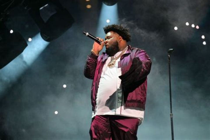 Rod Wave Speaks On Sampling Paramore In New Track "Crazy"