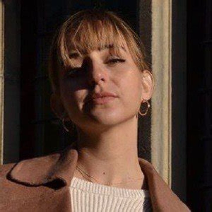 Rosa van Iterson (YouTube Star) - Age, Birthday, Bio, Facts, Family, Net Worth, Height & More