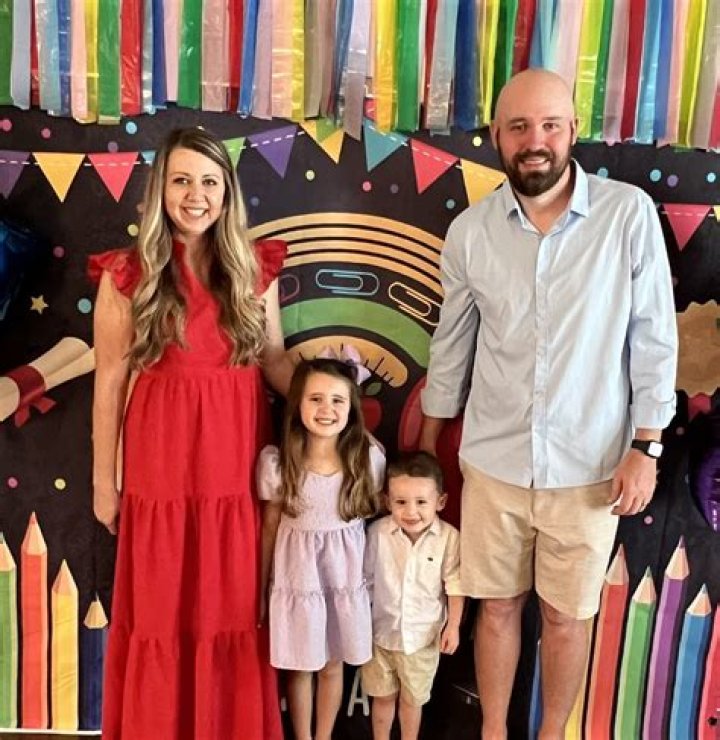 Ross Kenseth Biography, Age, Height, Wife, Net Worth, Family