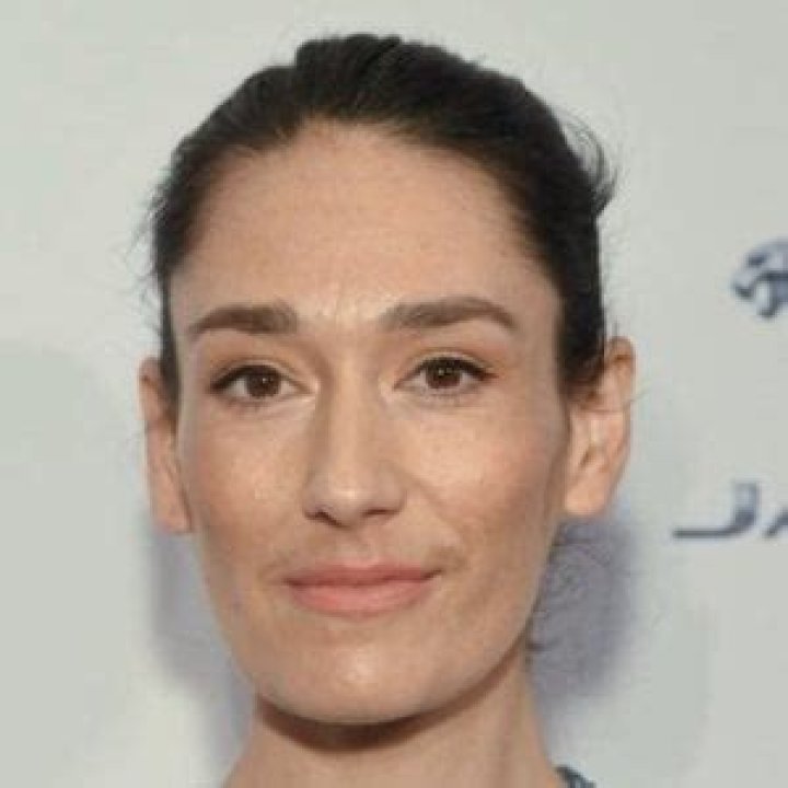 Sandra Stanley (Blogger) - Age, Birthday, Bio, Facts, Family, Net Worth, Height & More