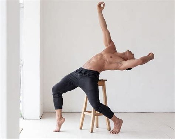 Saulo Sarmiento (Dancer) - Age, Birthday, Bio, Facts, Family, Net Worth, Height & More