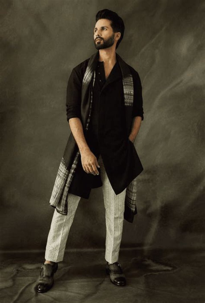 Shahid Khan Biography, Age, Height, Wife, Net Worth, Family