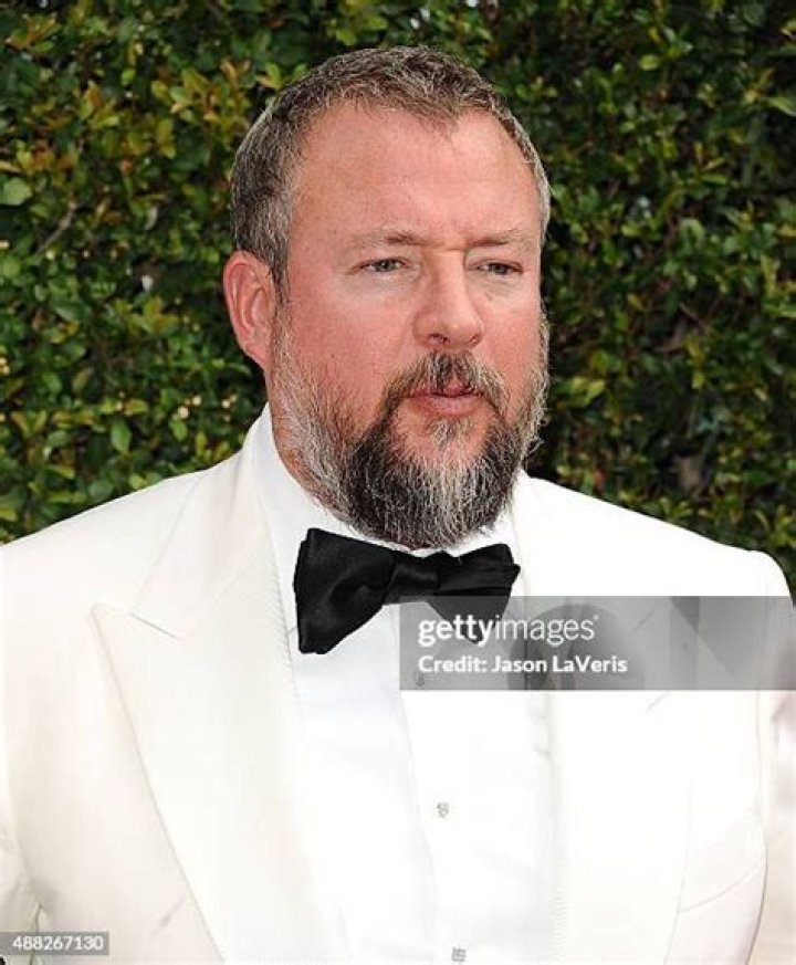Shane Smith (Journalist) - Age, Birthday, Bio, Facts, Family, Net Worth, Height & More