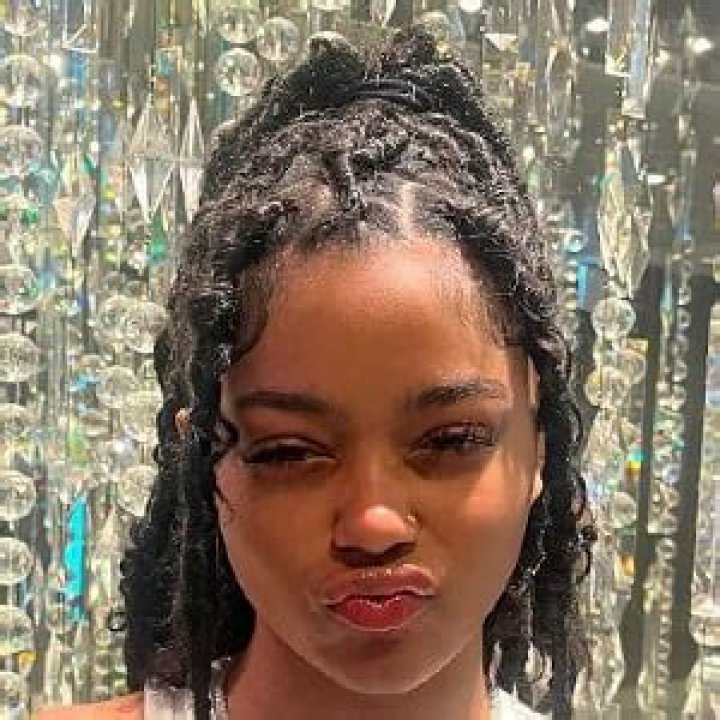 Shaz Delicious (Rapper) - Age, Birthday, Bio, Facts, Family, Net Worth, Height & More