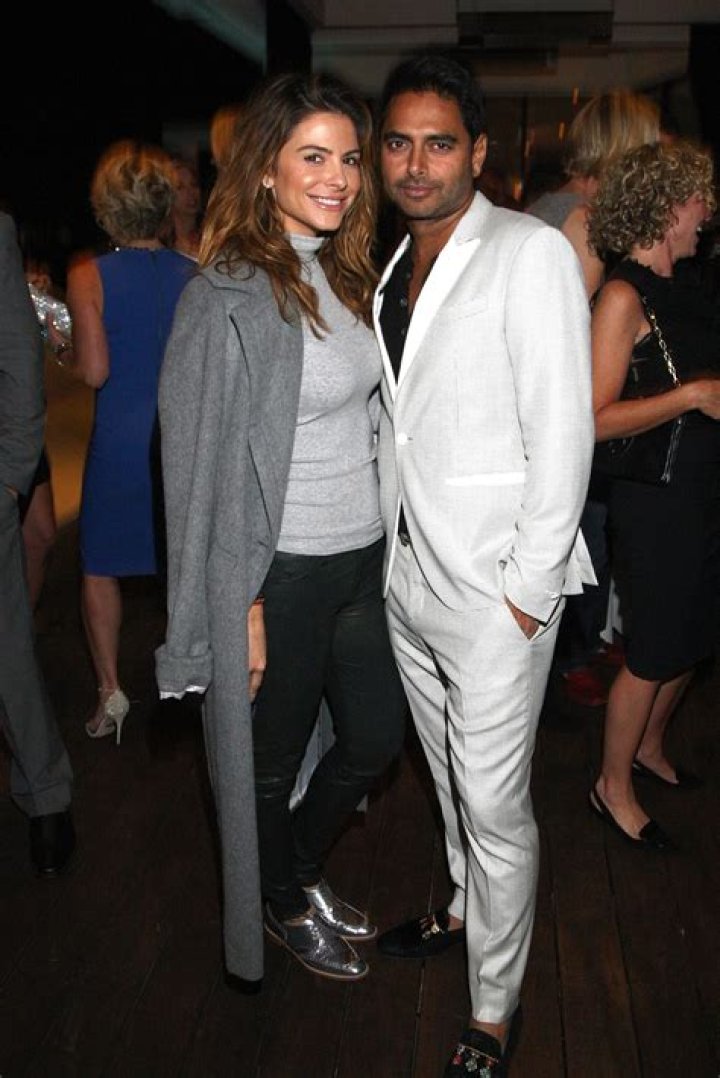 Shefali Oza Biography, Age, Height, Husband, Net Worth, Family