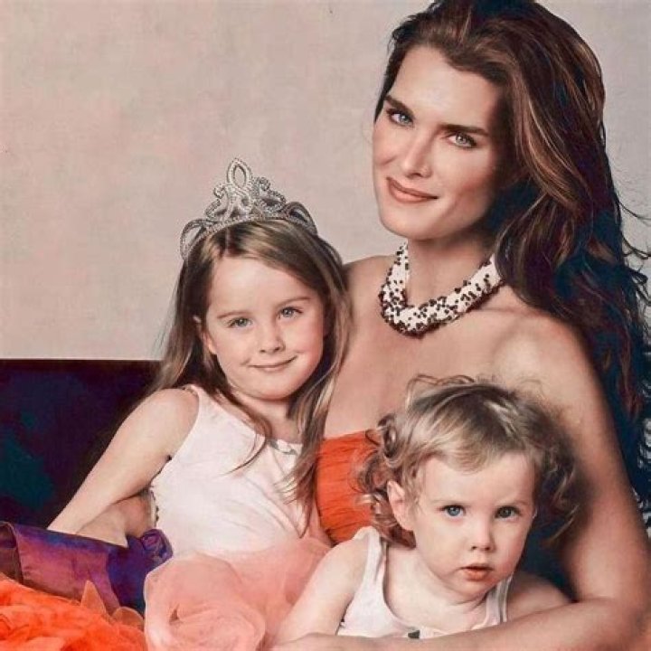 ¿Son modelos las hijas de Brooke Shields? – Celebrity.fm