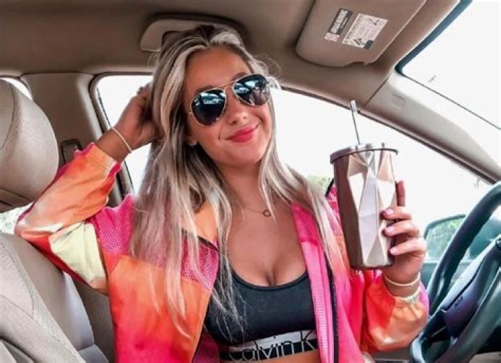 Sparks Outrage on Twitter, Reddit