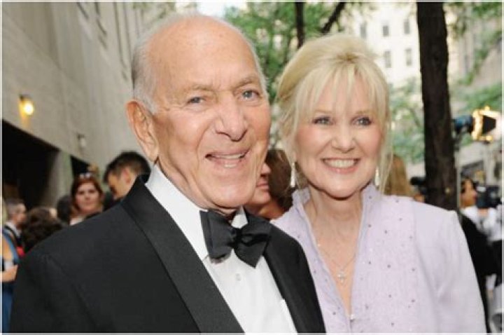 Stephen Furst Biography, Age, Height, Wife, Net Worth, Family