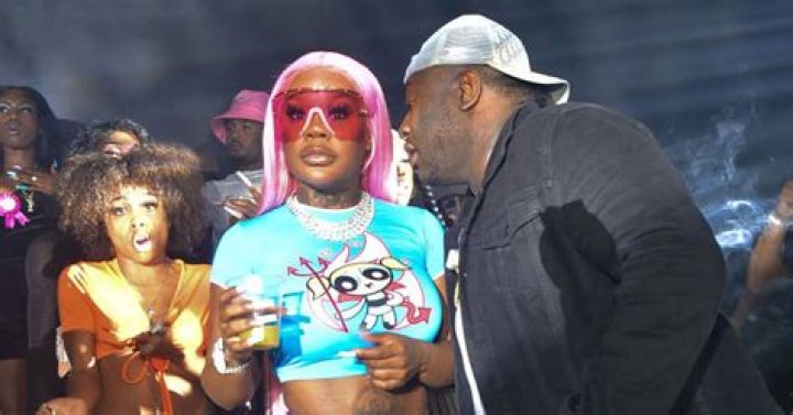 Sukihana Threatens To "Knock Khia Tf Out"