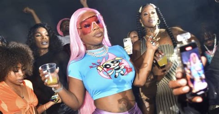 Sukihana Turns Heads In London With Wild Video, Claps Back At Social Media Critics