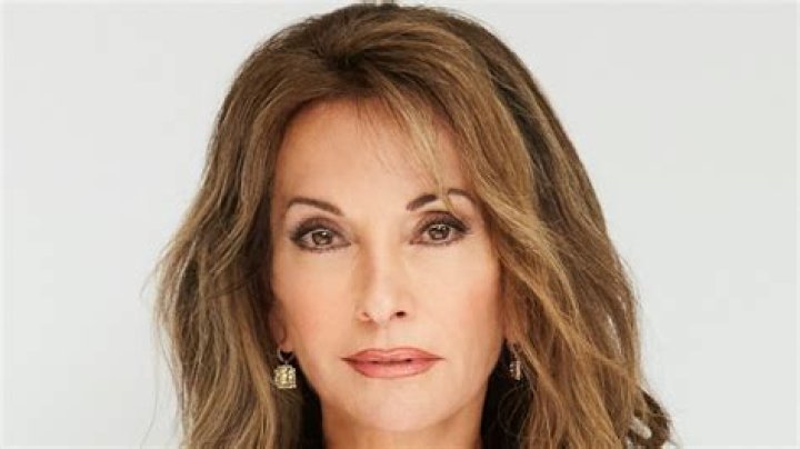 Susan Lucci (Soap Opera Actress) - Age, Birthday, Bio, Facts, Family, Net Worth, Height & More