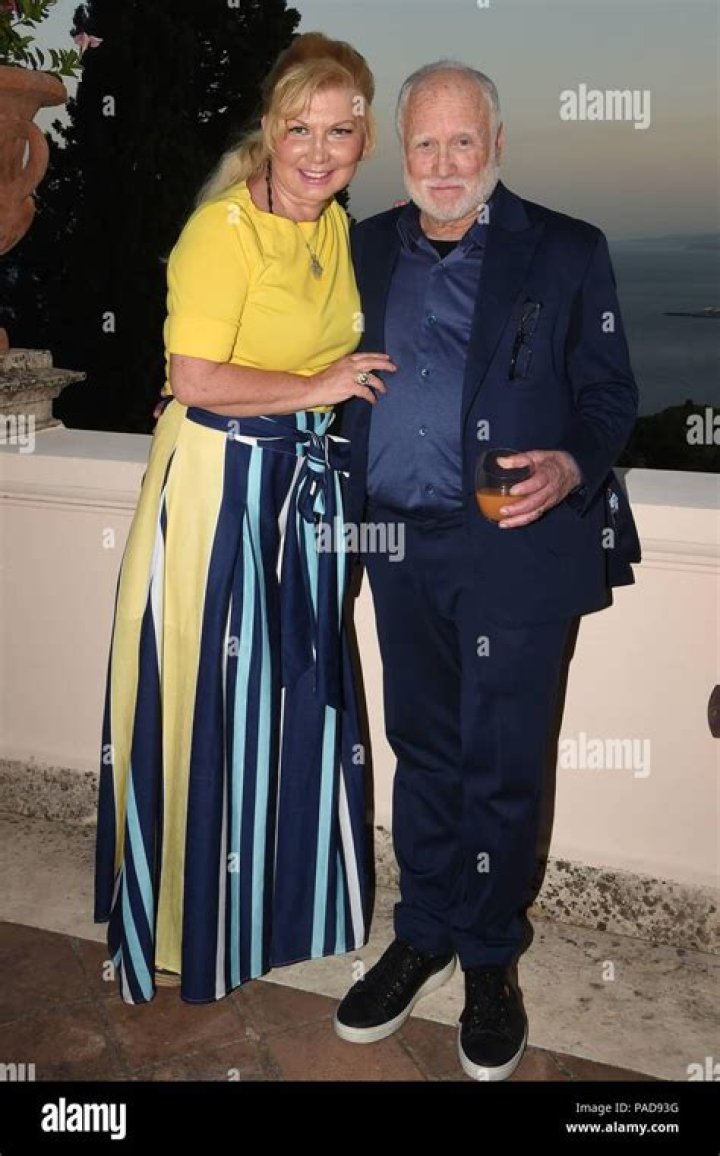 Svetlana Erokhin Bio, Wiki, Age, Height, Family, Husband: Richard Dreyfuss and Net Worth.