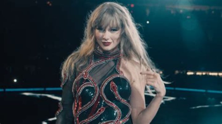Taylor Swift’s New ‘Reputation’ Movie Looks Dramatic AF: ‘When She Fell, She Fell Apart’