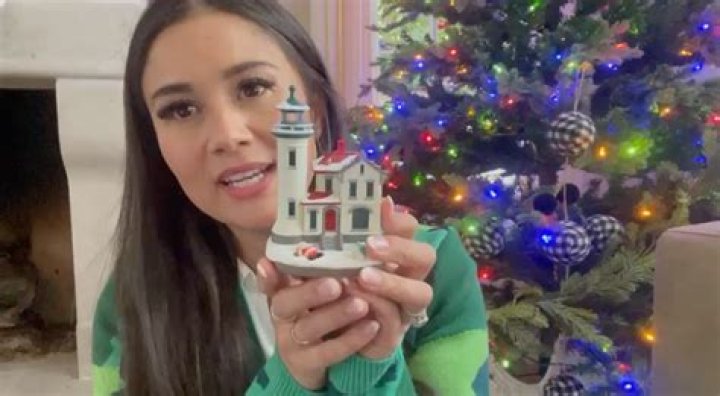 That’s For Keeps! Celebrate the Holidays with Catherine Lowe and Hallmark Keepsake Ornaments